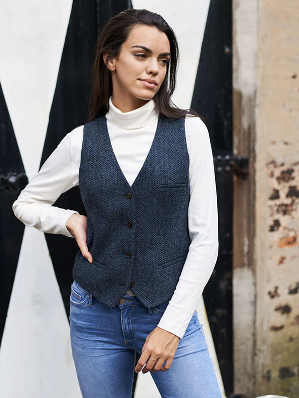 Wellington_Harris_Tweed_Dames_Vestje_610__Lea__In_Blauw_Visgraat