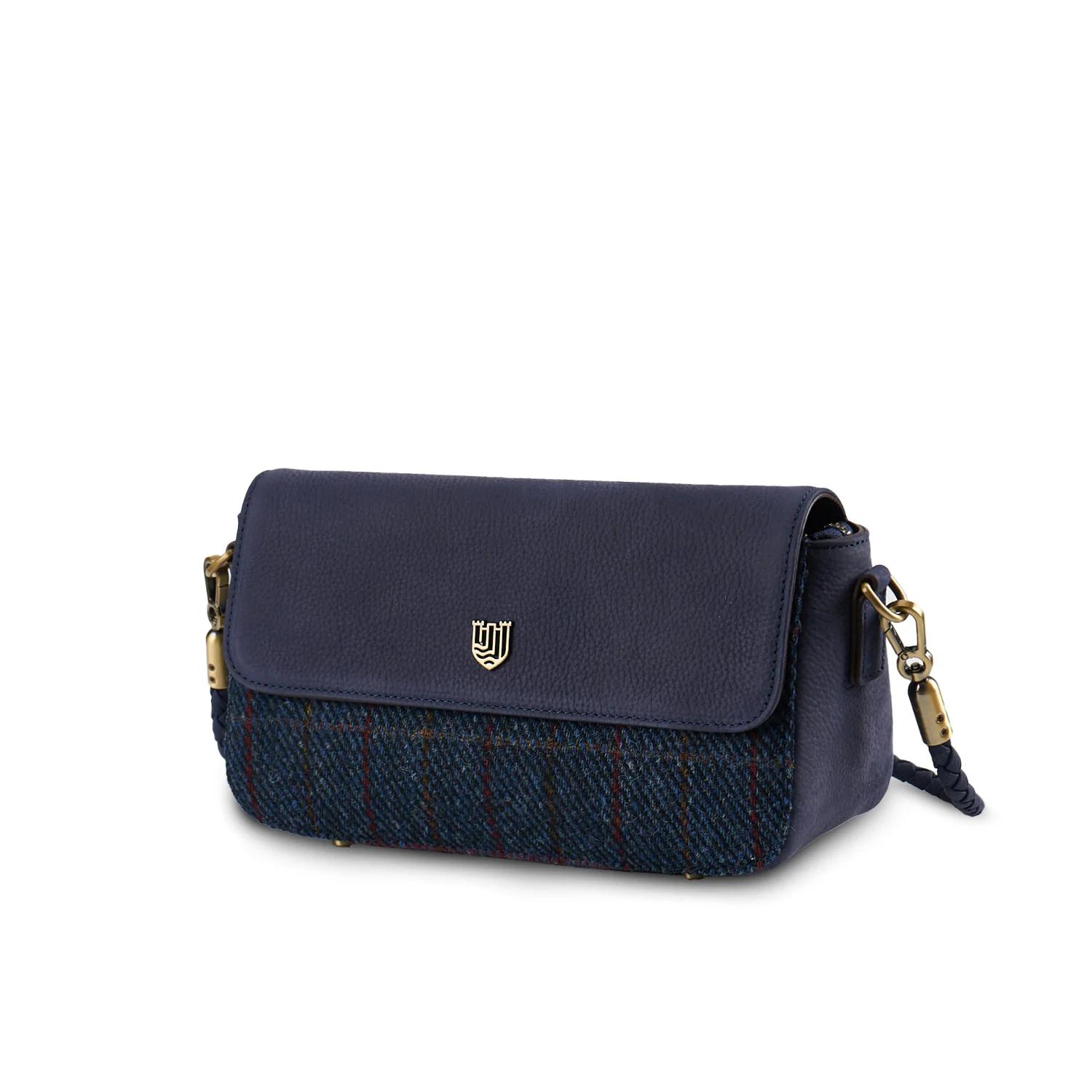 Harris_Tweed_Clutch__The_Caithness__Islander__Navy_Over_Check