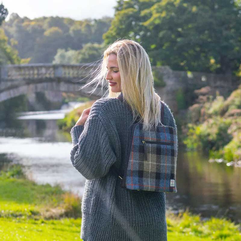 Harris_Tweed_Backpack_Blue_Brown_Check Harris_Tweed_Backpack_Blue_Brown_Check