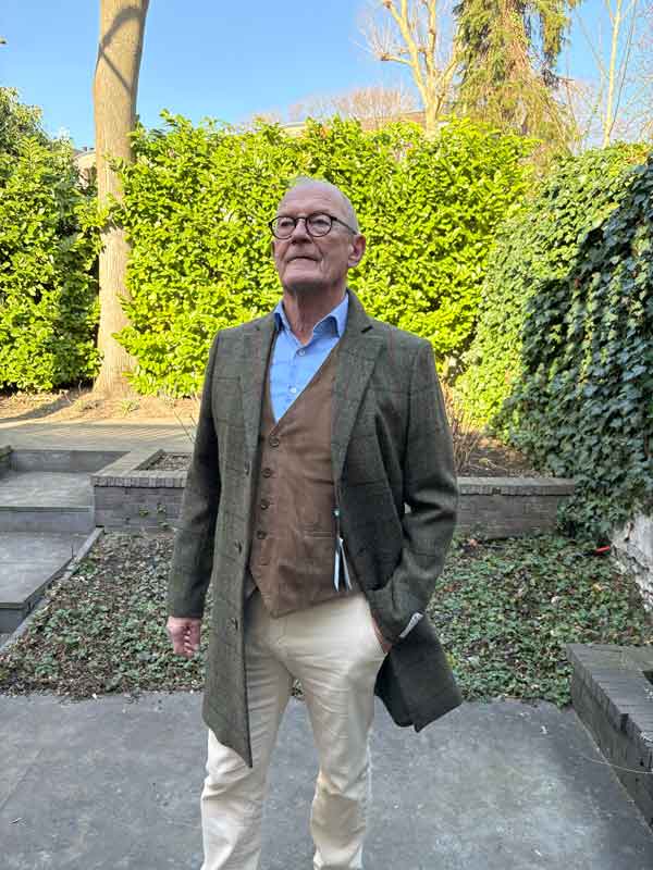 Manteau en tweed Harris, surchemise à carreaux vert Barney