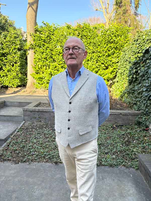 Harris_Tweed_Vestje_Met_Revers_Wales_in_Cream_Tweed