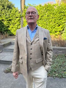 Veste en soie London couleur sable à carreaux multicolores