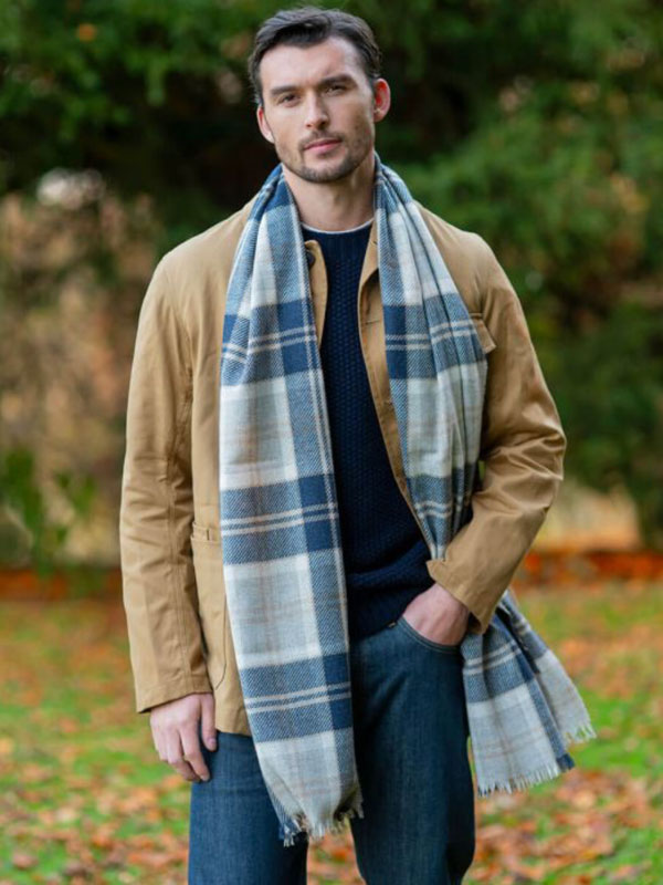 Brock Bannockbane Grey Fine Wool Stole - Afbeelding 3