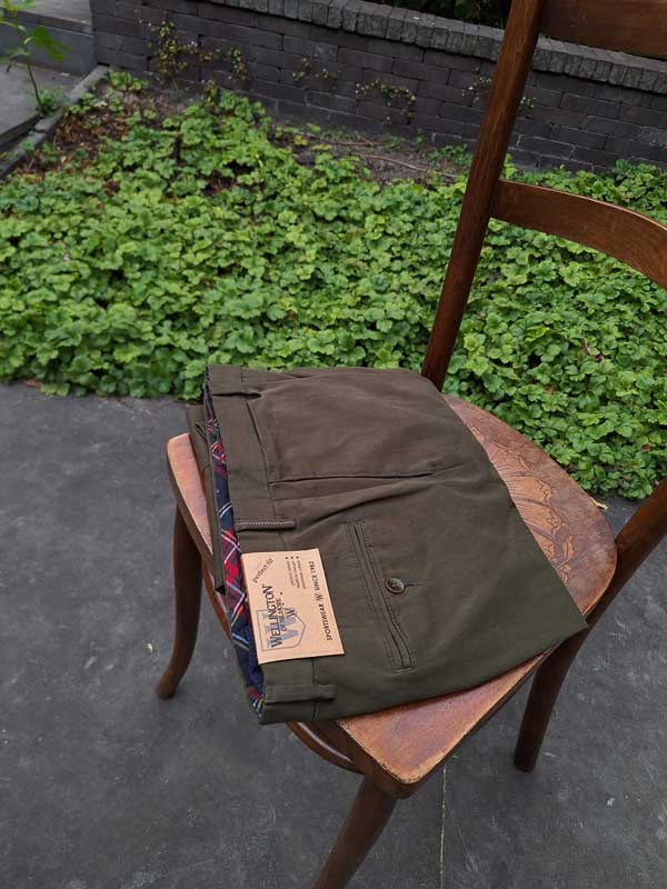 Hiver_Chino___M.__Jones___En_Olive